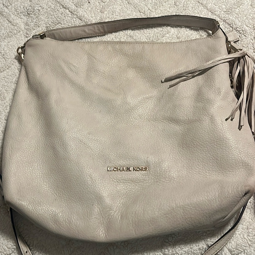 Micheal Kors beige bag gold chains